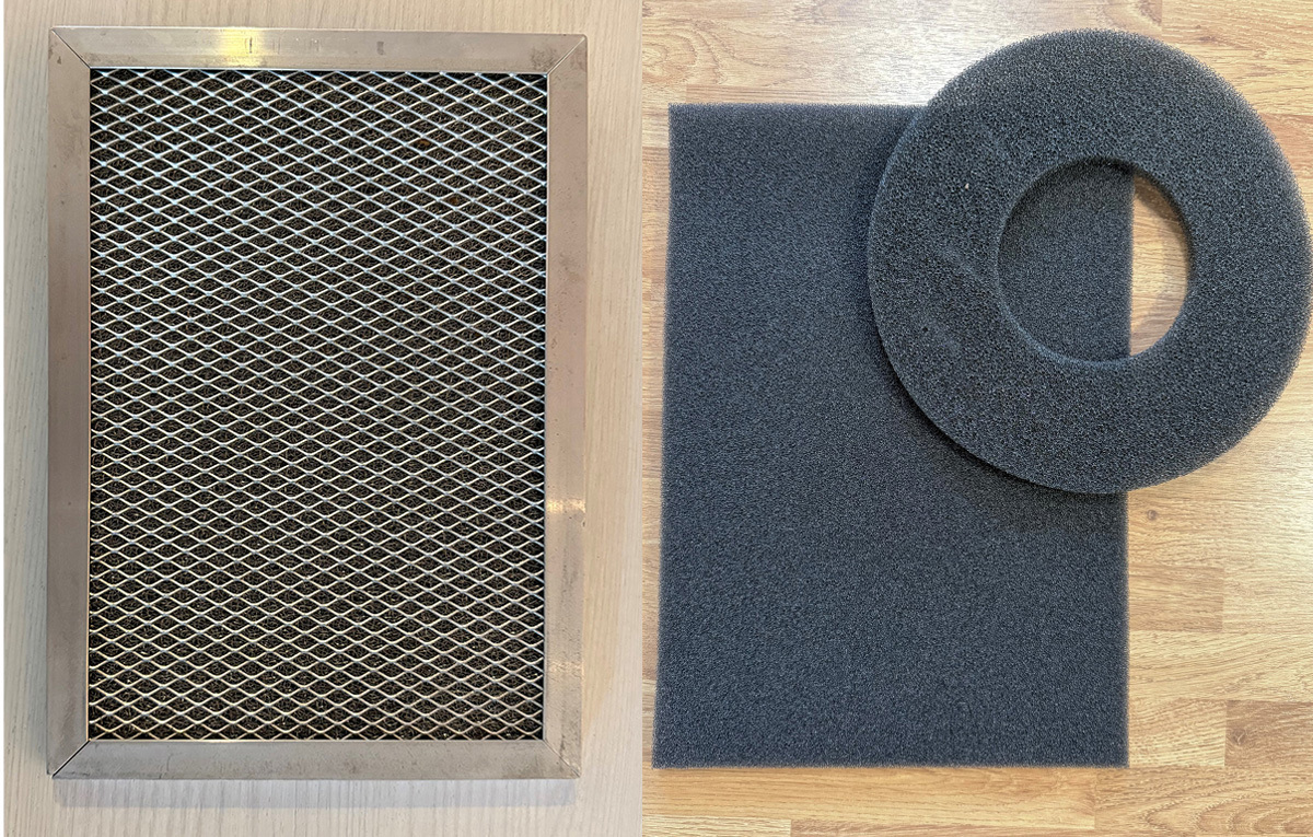 Exempel på köksfläktfilter i metall och plast.